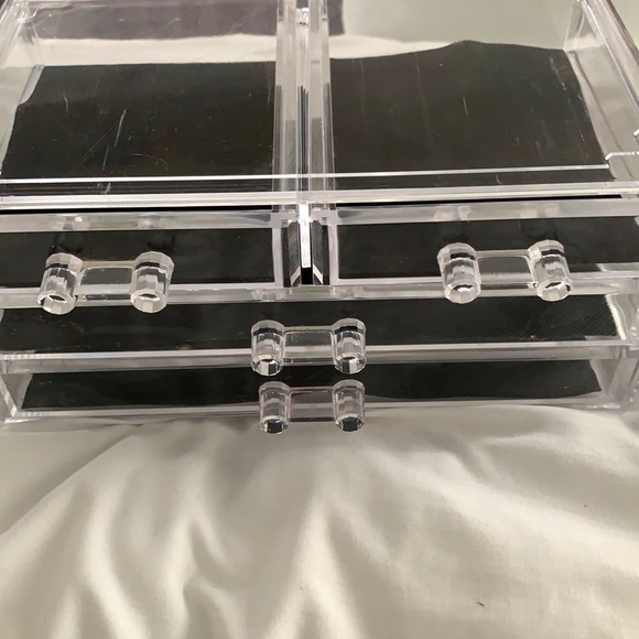 Clear plastic storage box-EUC